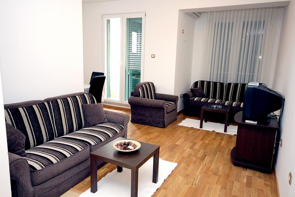 Apartments Draskovic Mirista Petrovac 외부 사진